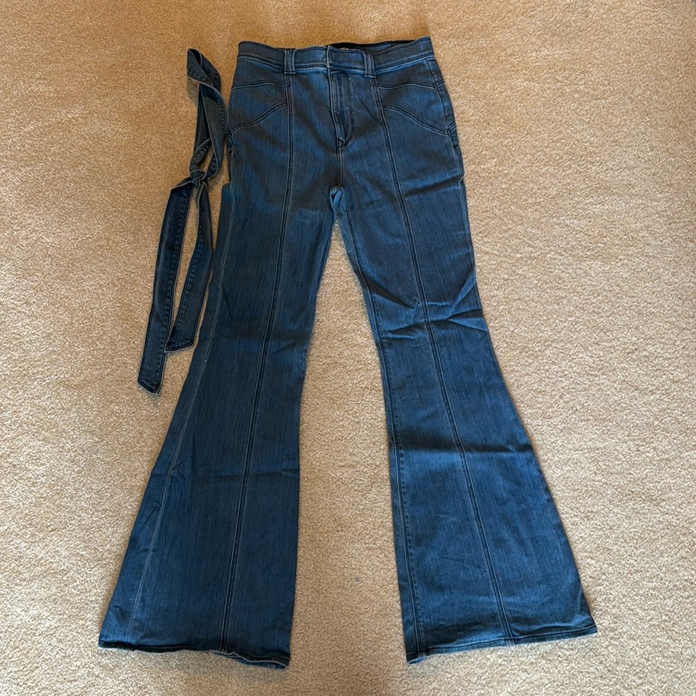 Express jeans in good condition
